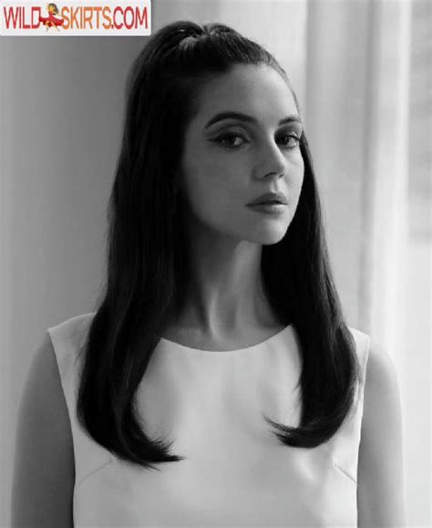 Adelaide Kane Nude Leaked Photos And Videos WildSkirts