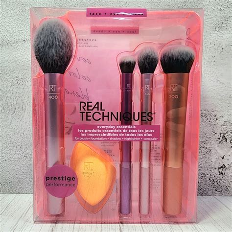 real techniques everyday essential set beauty personal care face