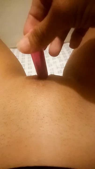 Caliente Se Masturba Quiere Una Polla Grande Mexican Latina Porn Xhamster