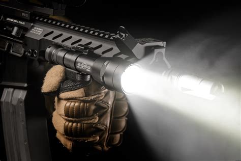 Surefire M600 Ultra Scout Light® Intellibeam Weapon Lights English