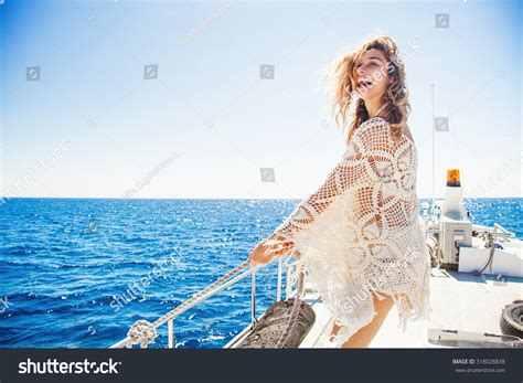 39,361 Women on boat fashion Images, Stock Photos & Vectors | Shutterstock