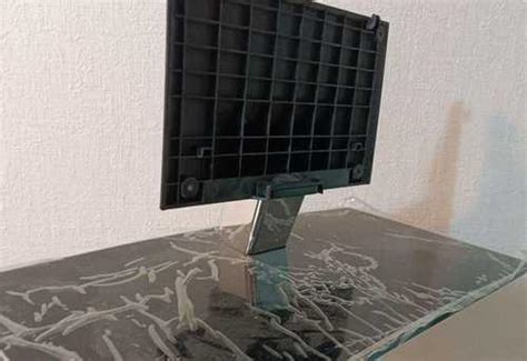 Подставка подножка под телевизор LG | Festima.Ru – частные объявления