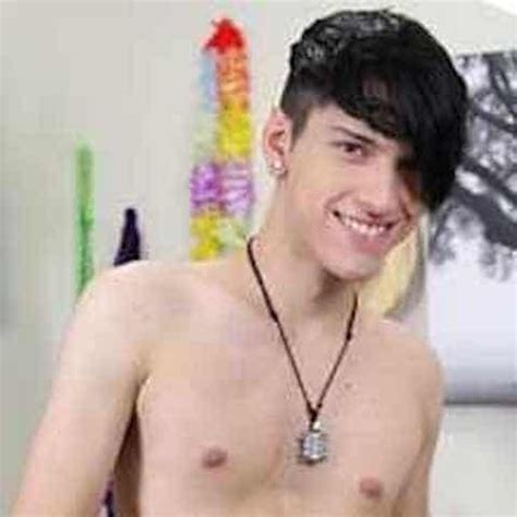 Kinky Colby London Ass Criada Por Magra E Alta Jae Landen XHamster