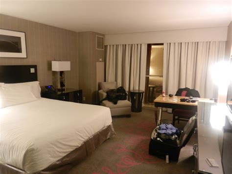 Belly of the Pig: Borgata Hotel Review