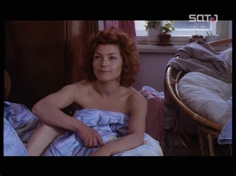 Naked Claudia Schmutzler In Go Trabi Go 2