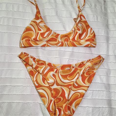 Kulani Kinis Lost At Sunset Bikini Set PERFECT Depop