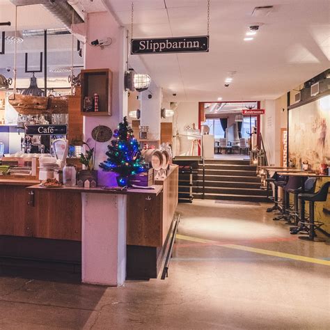 Slippbarinn | Hip Reykjavik Bar | Rating 3 of 5