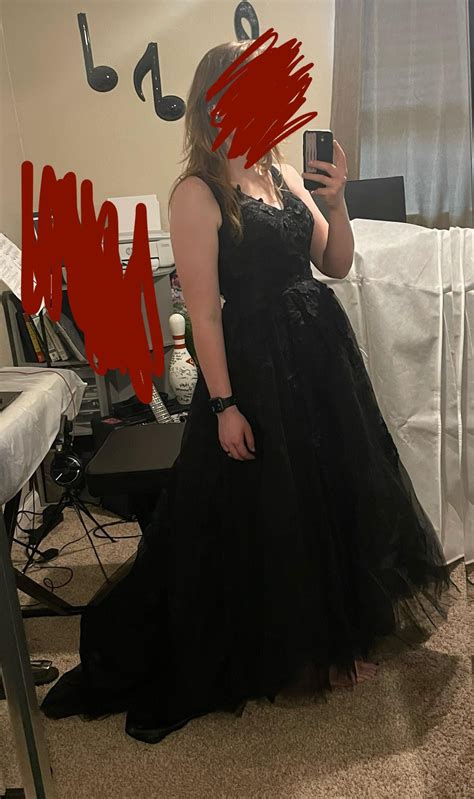 Custom dress shorter than expected. : r/weddingdress