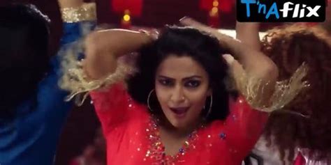 Amala Paul Butt Breasts Scene In Amala Paul Hot Compilation Tnaflix