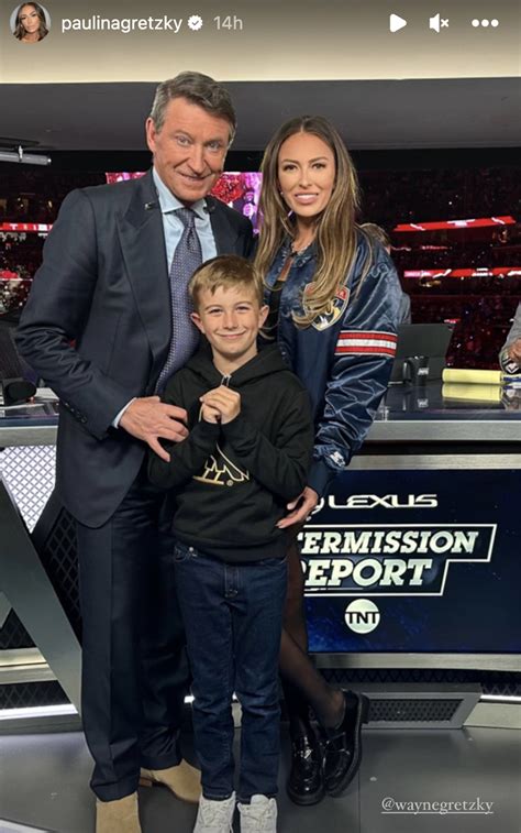 Paulina Gretzky models sultry look for Stanley Cup Final - Total News