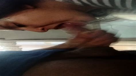 Bella Amateur Suck 4