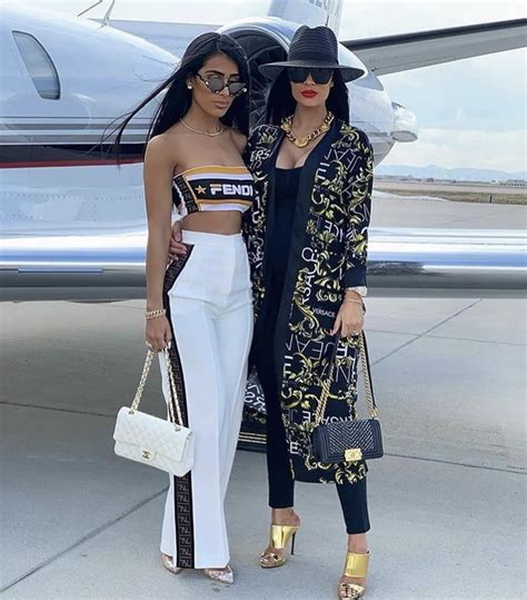 How To Avoid Looking Cheap As A Jet Set Babe Slaylebrity