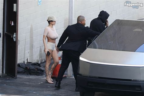 Bianca Censori Biancacensori Official Nude Leaks Photo Thefappening