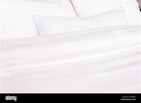 Bed Pillows Top View Hi Res Stock Photography And Images Alamy