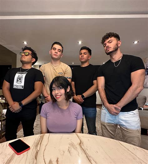 didiwinx : r/Famosas_Latinas