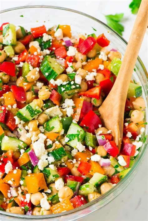 Easy Mediterranean Chickpea Salad Recipe