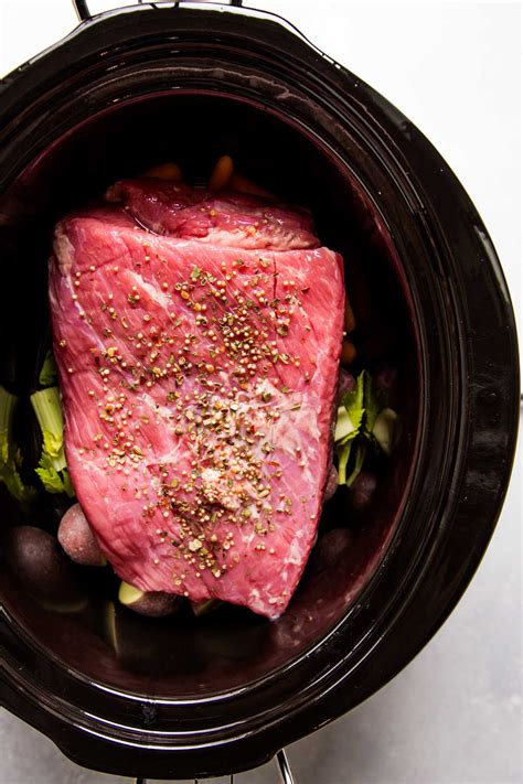 Slow Cooker Brown Sugar Glazed Corned Beef