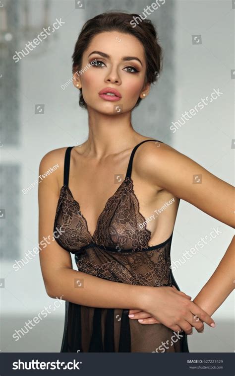 Sexy Slim Brunette Woman Posing Bright Stock Photo 627227429 Shutterstock