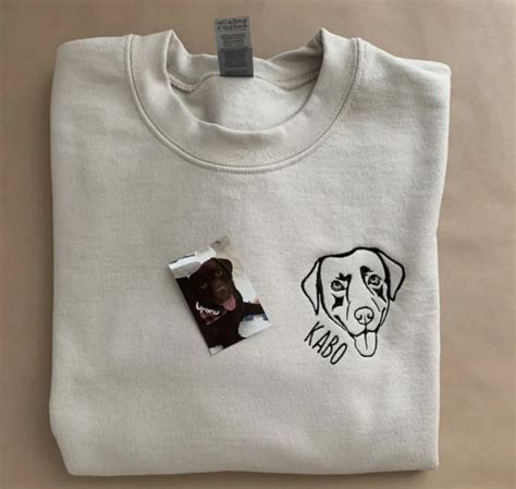 10 Most Popular Custom Pet Embroidered Sweatshirt Styles - BERUNWEAR