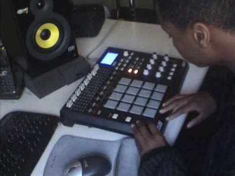 Making beats with the MPD 32+ Reason 4 | Twitter/IG: @NefSoulDojo - YouTube