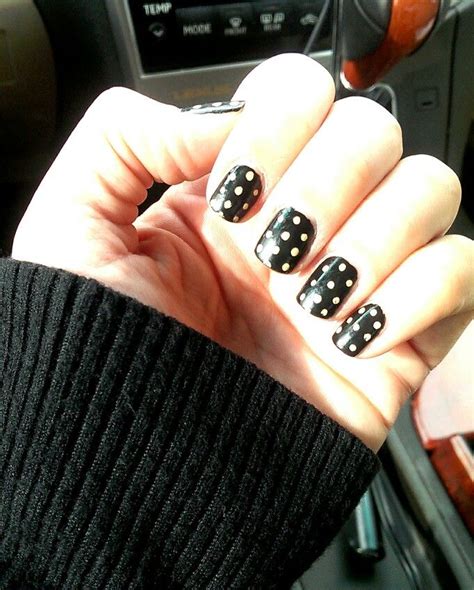 Fall Nails Black With Nude Polka Dots So Cute Black Nails Nails Nail Art