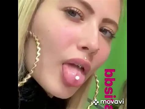 Rubia Quiere Chupartela XVIDEOS