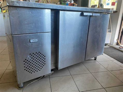 Холодильний стіл нержавійка стол холодильный нержавейка саладетта: 25 ...