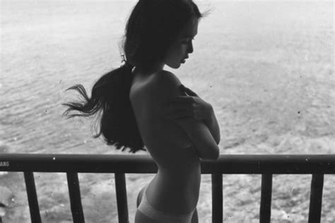 Ng C Trinh T O B O V I Nh Nude Nha Trang