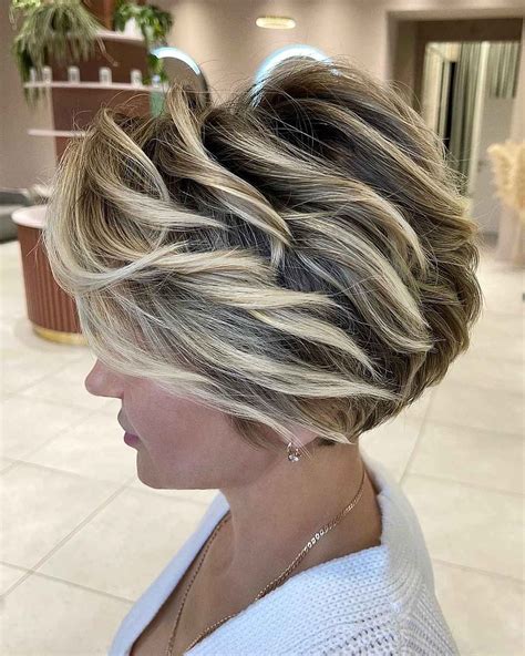 These Are The 15 Hottest Haircuts of 2022 | Short hair highlights ...