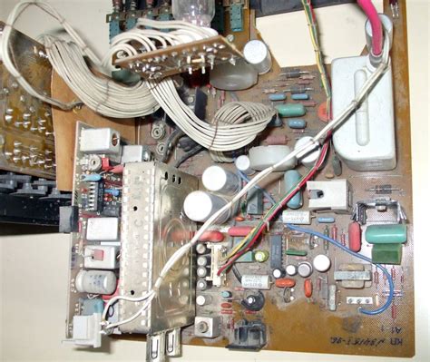 Телевизионный приёмник ч/б изображения ''РЭУТ 23ТБ-425''.