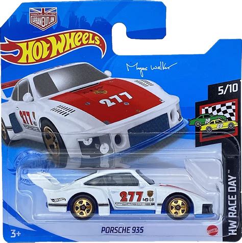 Hot Wheels Porsche 935 White 5 10 HW Race Day 2021 58 250 Short Card GRX60 COMES IN A
