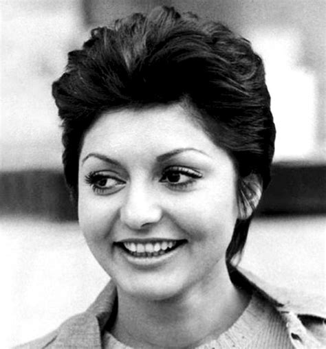 Googoosh Iranian Legendary Singer S