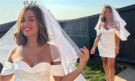 Dtn News On Twitter Georgia May Foote Looks Sensational In A Bridal