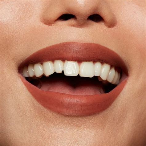 K P Nyx Professional Makeup Lip Lingerie Xxl Hot Caramelo Ml P Meds Se