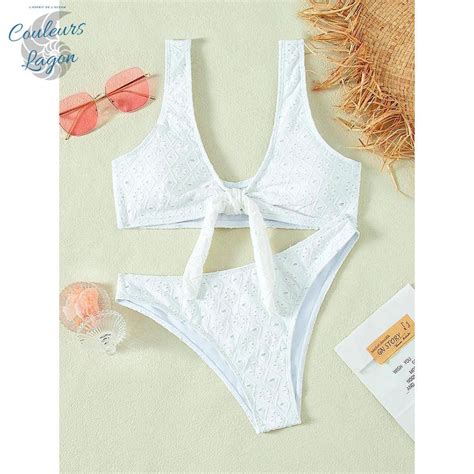Sexy Bikini Pi Ces Brod Ajour Haut Noeud Et Bas Tangua Couleurs Lagon