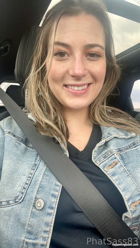 Clever Belle Clever Belle Nude OnlyFans Leaks Fappening FappeningBook