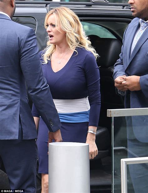 Stormy Daniels Calls Sex With Trump The Least Impressive I Ve Ever Had Daily Mail Online