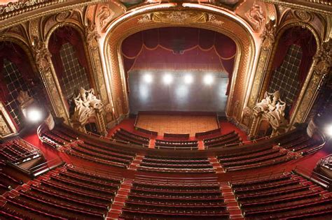 Boston Boch Center Wang Theater Za Kulisami Zwiedzania Getyourguide