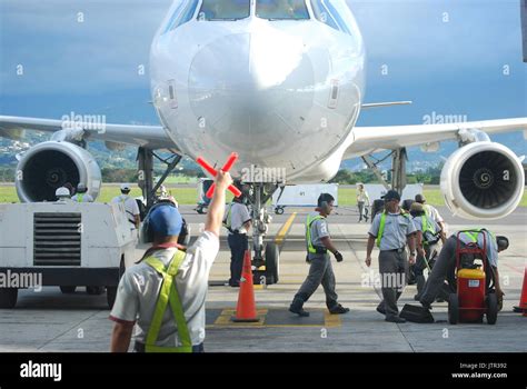 ground crew  work  airplane stock photo alamy