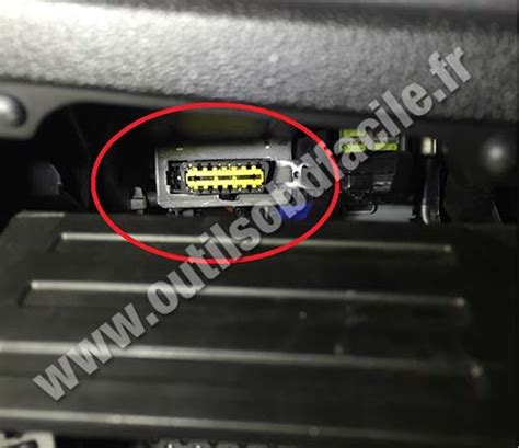 OBD Stecker In Fiat Punto Evo 2009 2012 Einfach Ihren Adapter