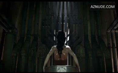 Mia Kirshner Beverly Polcyn Lesbian Scene In Not Another Teen Movie AZnude