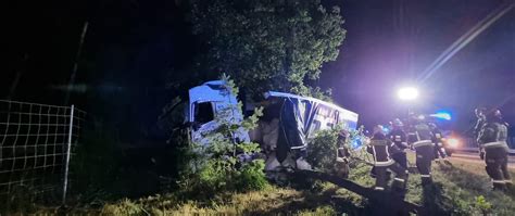 Wypadek Samochodu Ci Arowego Na Autostradzie A Komenda Powiatowa