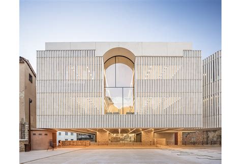 Mediatheque De Grasse Emmanuelle Et Laurent Beaudouin Architectes