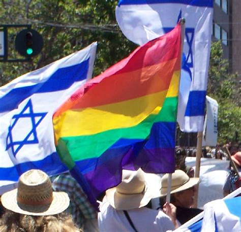 Un char israélien interdit à la Gay Pride de Madrid Contre Info