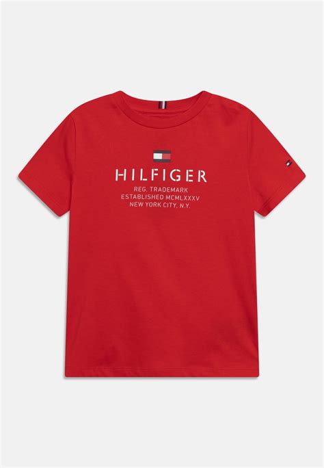 Tommy Hilfiger Logo Tee Print T Shirt Deep Crimson Red Zalando Ie