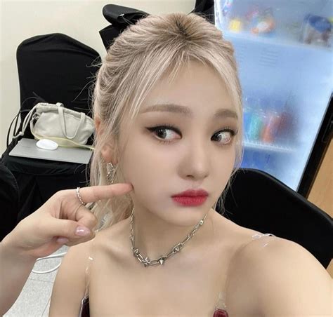 Yes Even Kpop Idols Have Skin Texture Rinstagramreality