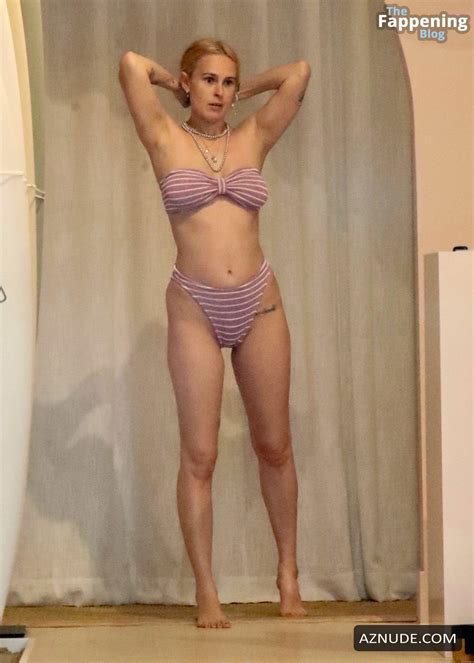 Rumer Willis Flaunts Sexy Bikini Body In Weho Shopping Spree AZNude