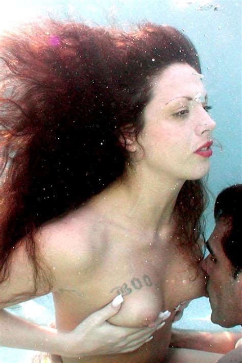 Models Sex Underwater Tour