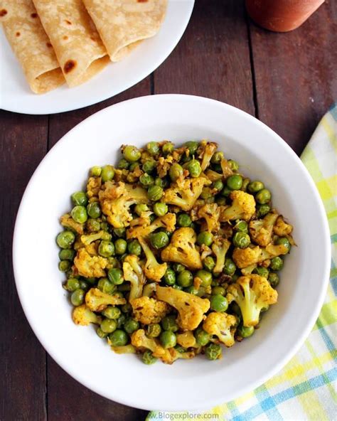 Gobi Matar Recipe Cauliflower Peas Dry Curry Blogexplore