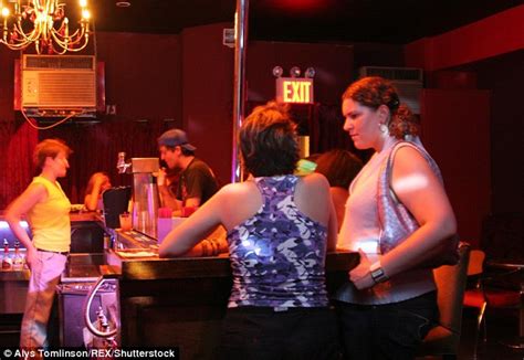 New Yorkers Are Having Less Sex Latest Annual Health Survey Shows Daily Mail Online